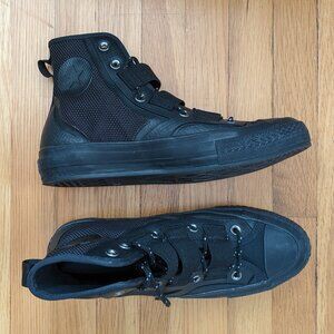 Converse Hi-top Chuck Taylors